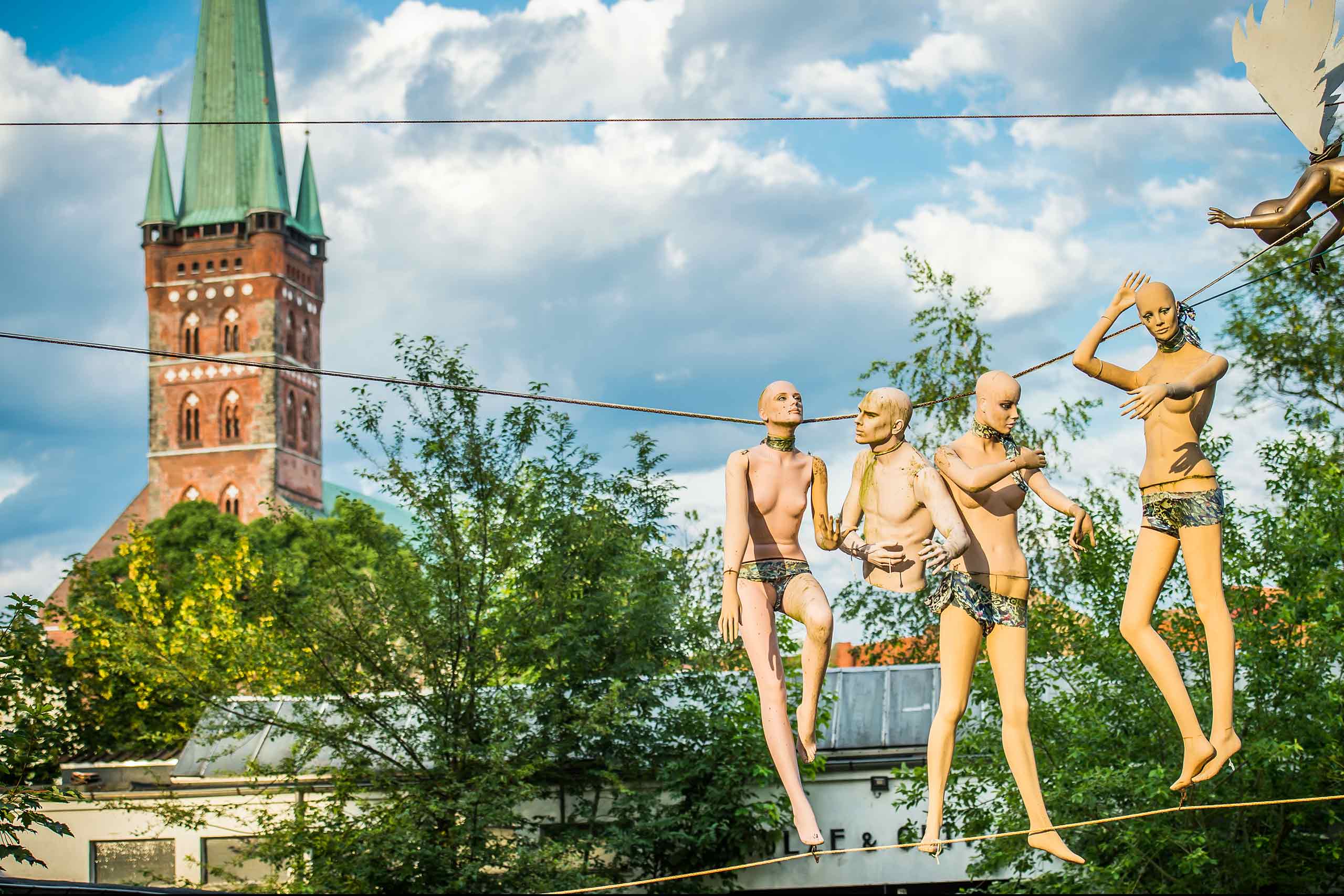 Kunsttankstelle de facto art in Lübeck